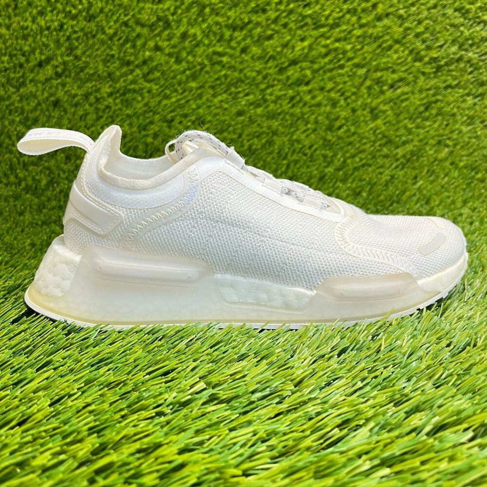 Adidas Originals NMD_V3 Boys Size 4.5Y White Athletic Running‎ Shoes Sneakers